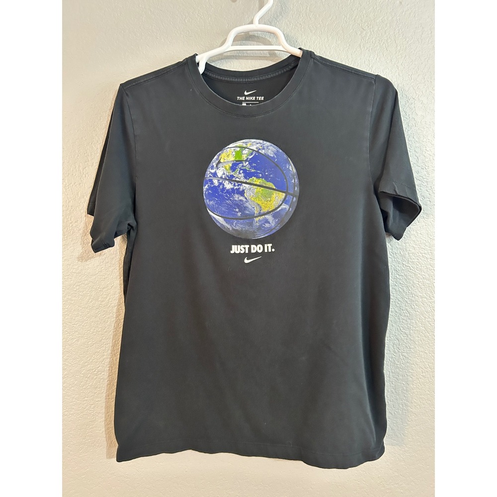Nike Mens Dri-FIT Earth Basketball Graphic Tee Black Large